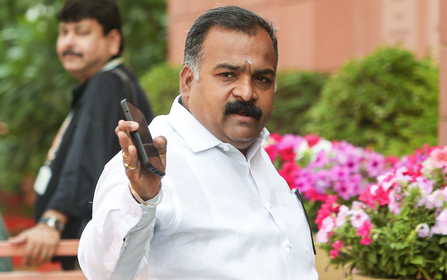 தமிழக காங்கிரஸில் உட்கட்சி சலசலப்பு? மாவட்டத் தலைவர்களுடன் ஆலோசனையில் மாணிக்கம் தாகூர்!